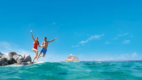 NCL Couple Diving Excursion Lifestyle ©Norwegian Cruise Line.jpg